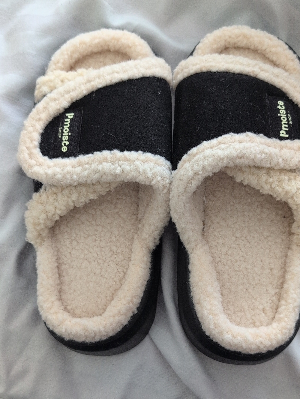 Noise Black Slide Slippers with Cream Sherpa Lining for Women